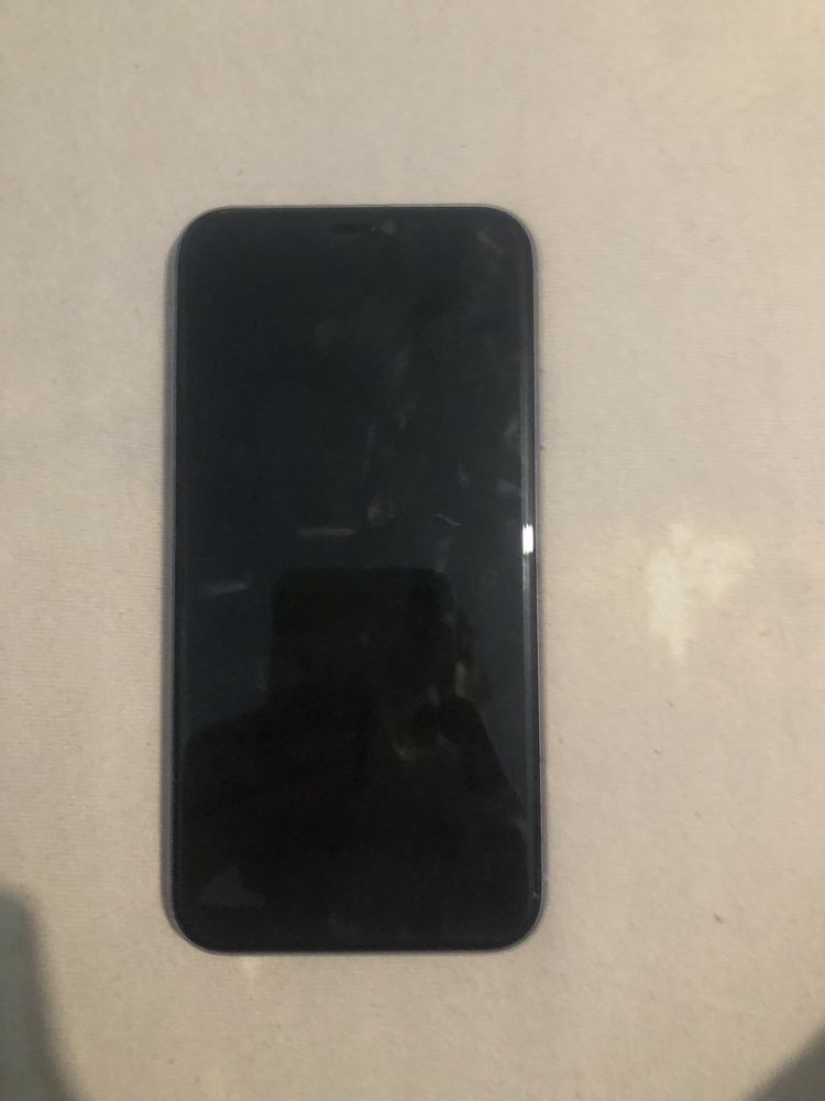 Iphone 11 cu 74 sanatatea bateriei