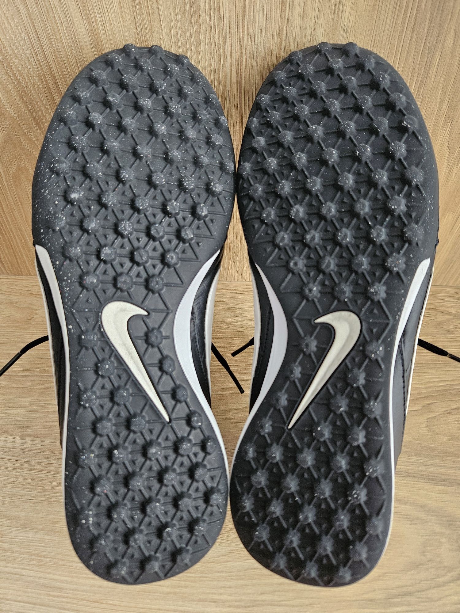 Nike The Premier 3 TF