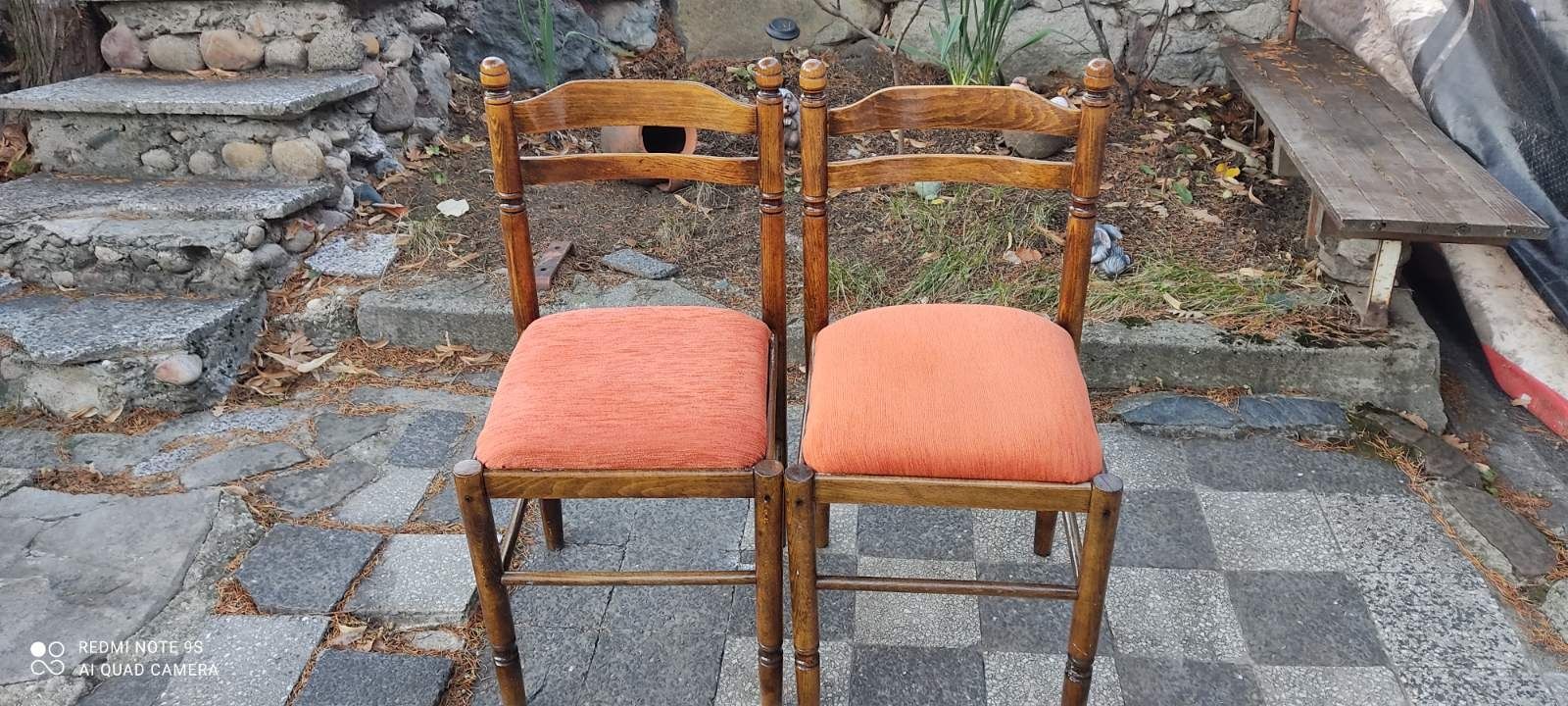 Трапезни столове