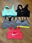 Спортни бюстиета/ Nike