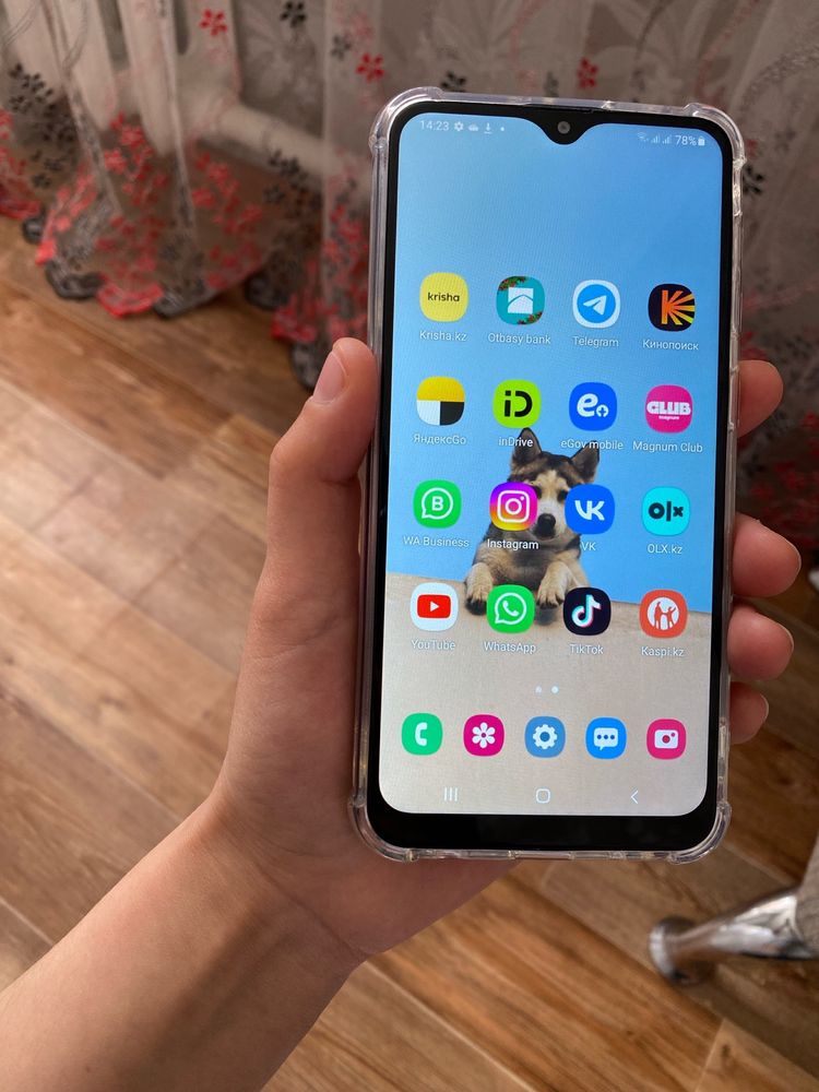Samsung A10 32gb без минусов