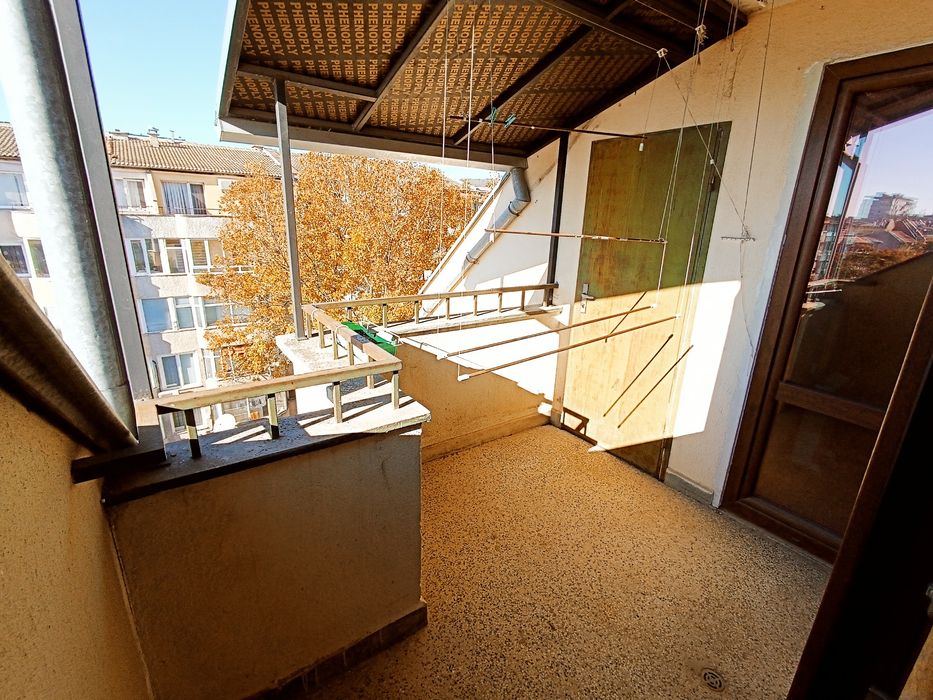 Дава се под наем Тристаен апартамент в Варна, Електрон - 60 кв.м за 550 € - Снимка #5