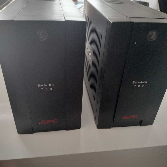 2 buc UPS APC700VA