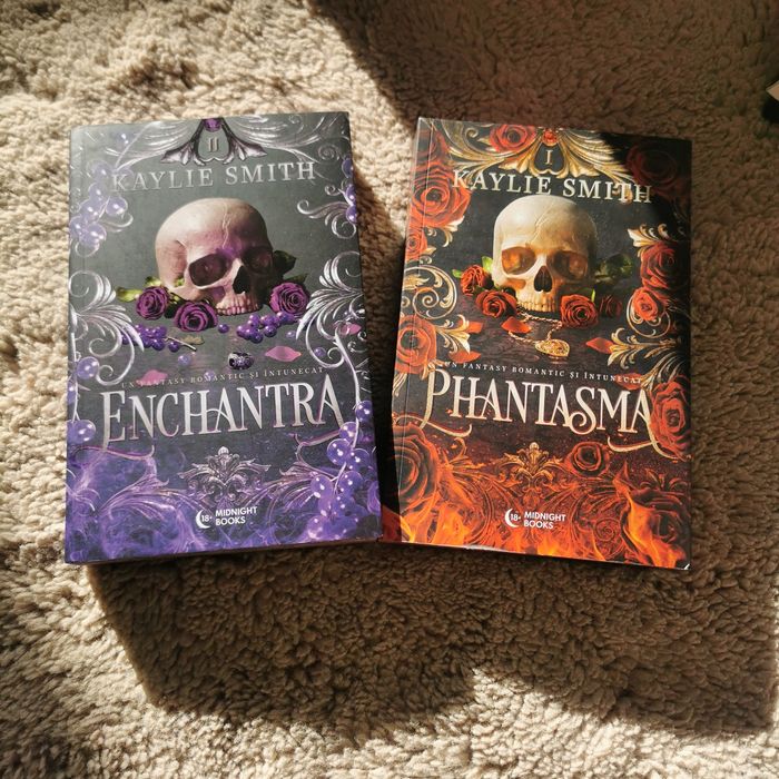 Set Phantasma și Enchantra de Kaylie Smith