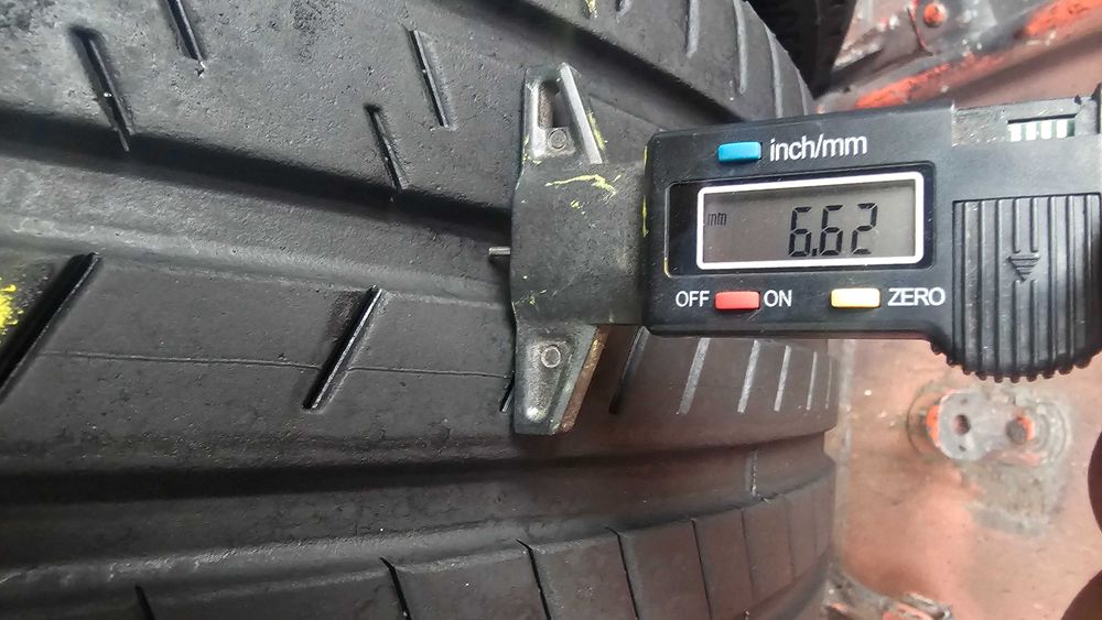 Anvelope  245/40/21 BRIGESTONE vara RSC