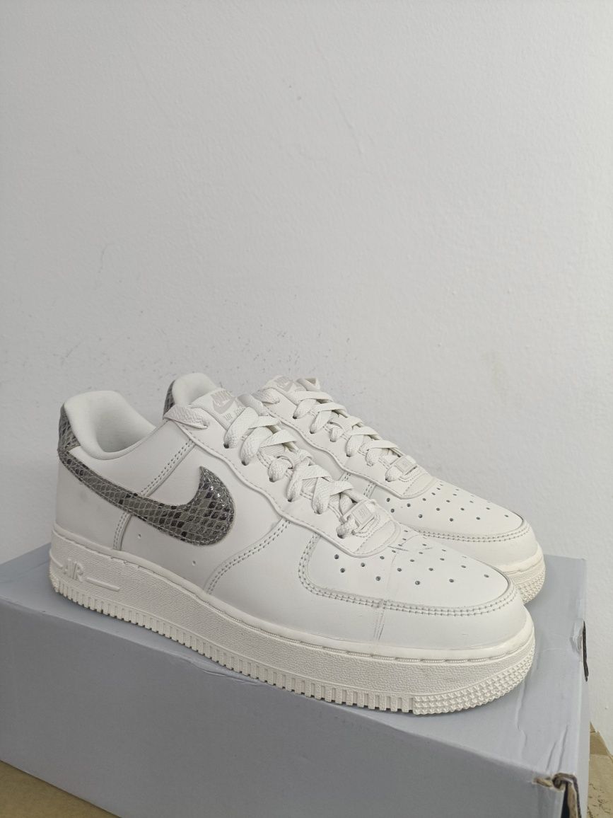 Nike Air Force 1 Low '07 номер 40