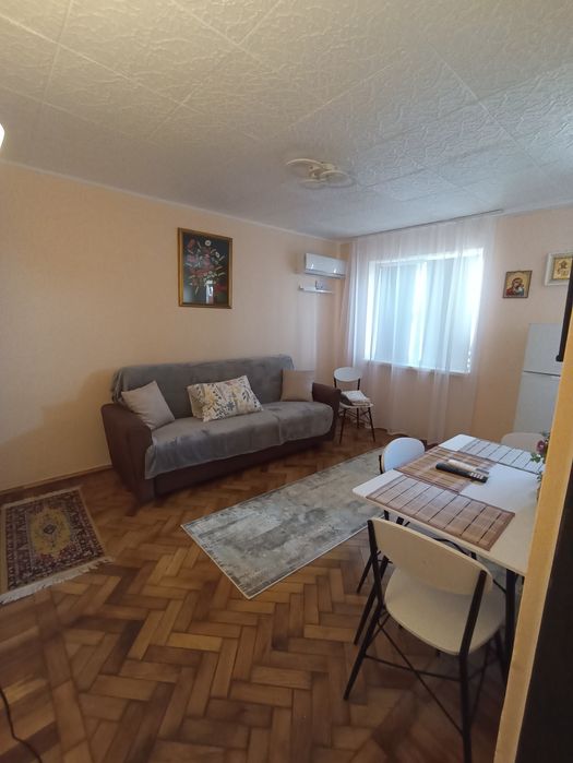 Închiriez garsonieră nouă zona Cireșica pe termen lung