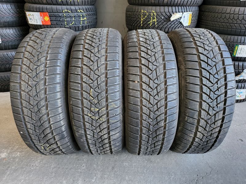 235/60/18 DUNLOP 4бр