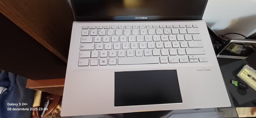 Leptop Asus S432F,defect