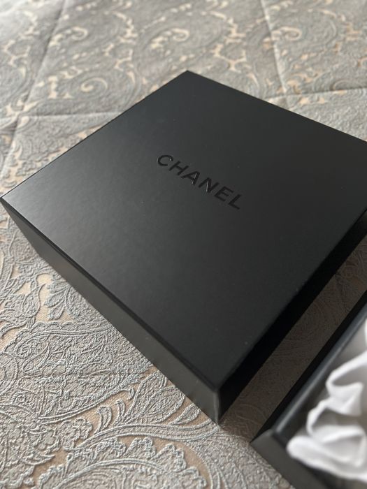 Брендовая коробка CHANEL большая. Подарочная упаковка