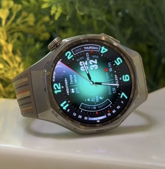 Huawei watch Gt 6 pro Yettel 10.10.25г. Brown + слушалки.