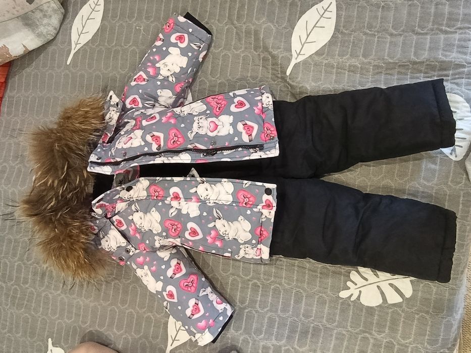 Зимний костюм на девочку.