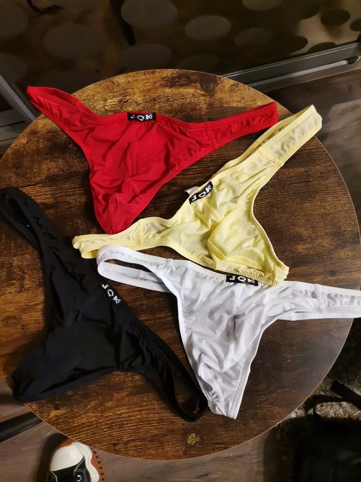 Vand   chiloți tanga pt bărbați