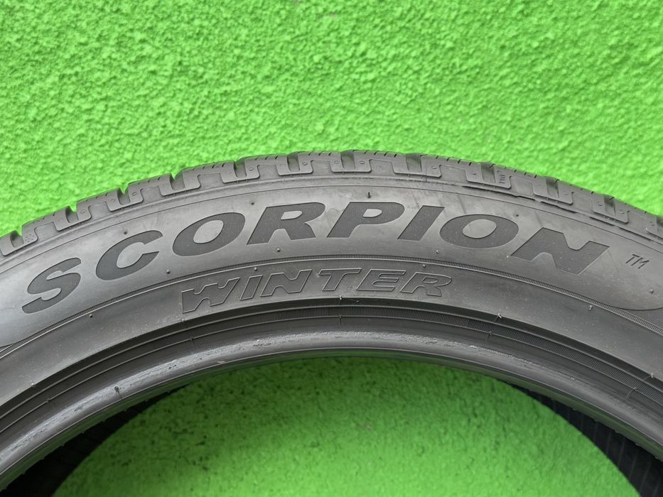 285/40/21 M+S PIRELLI SCORPION WINTER Profil 6.3mm Profil 80%