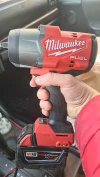 Гайковёрт Milwaukee 2967-20, High Torque