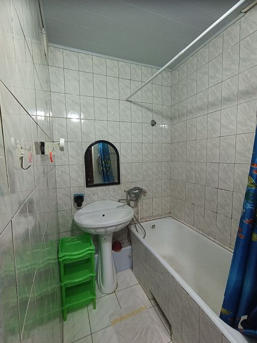 Юнусабад 18, 2в3/2/4 кирпич, два балкона