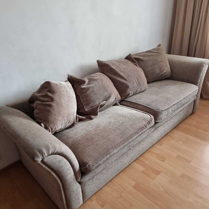 Canapele de 2 si 3 locuri