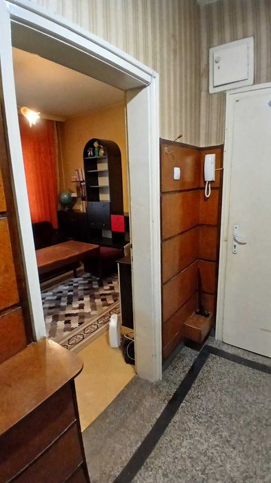 Продавам апартамент