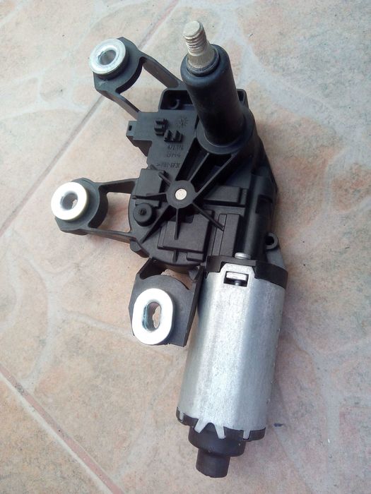 Motoras stergator luneta Ford Fusion