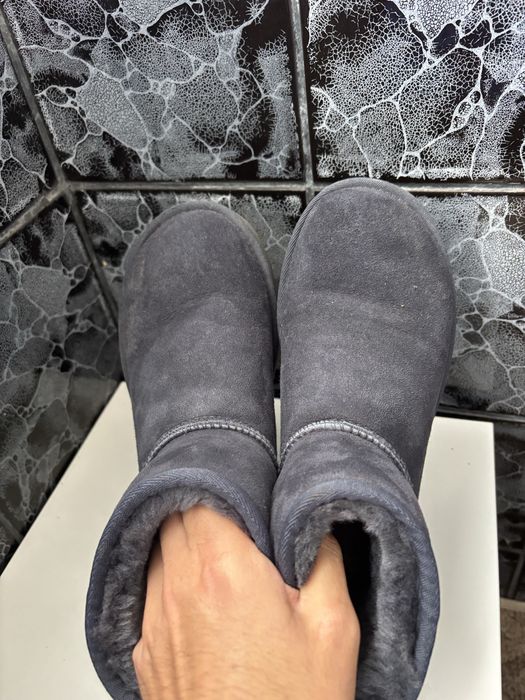 UGG Classic Mini Boot