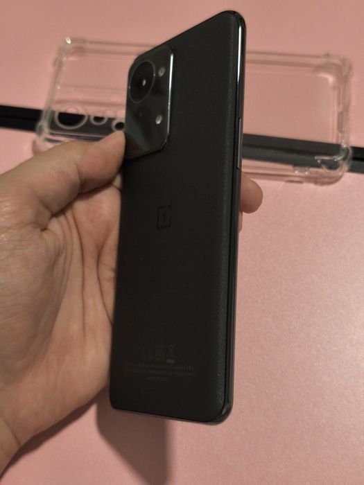 Oneplus Nord 2T 5G 128GB 8GB RAM pachet complet + bonus