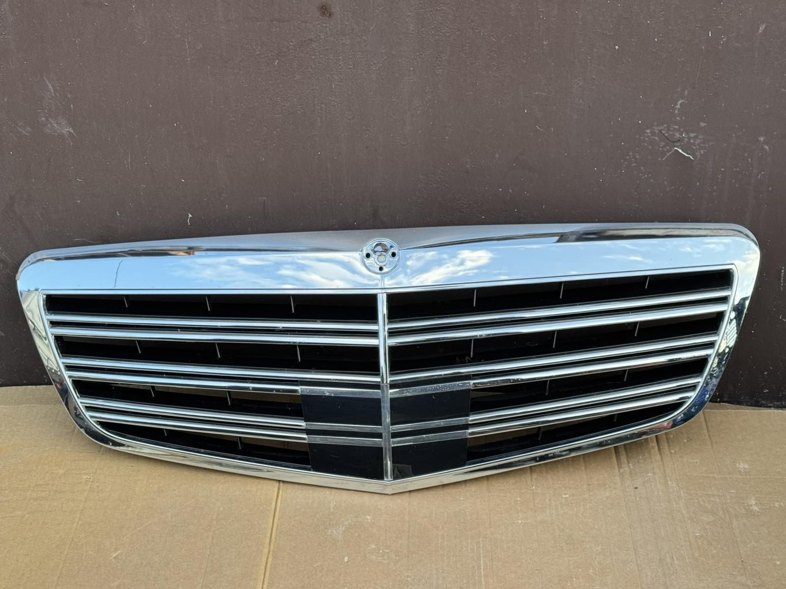 AMG Решетка W221/Чисто Нова