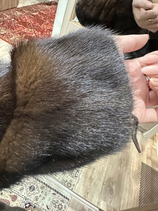 Продам норковую шубу коричневого цвета в отличном состоянии