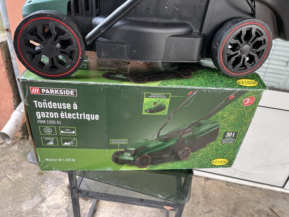 Като Нова Екектрическа Косачка Парксайд 1200W 30см.Нож