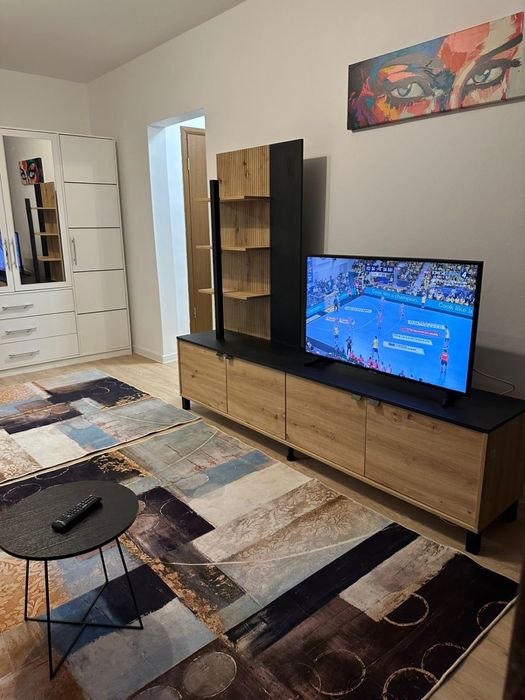 Prima chirie/ apartament 2 camere sector 4 renovat (loc parcare bonus)