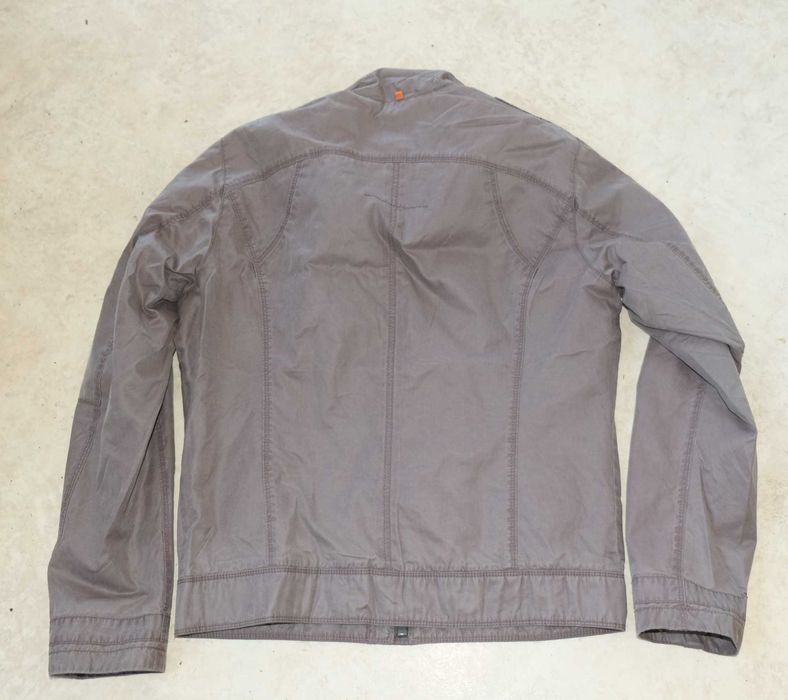 Hugo Boss Orange Оригинални мъжко яке размер 50L