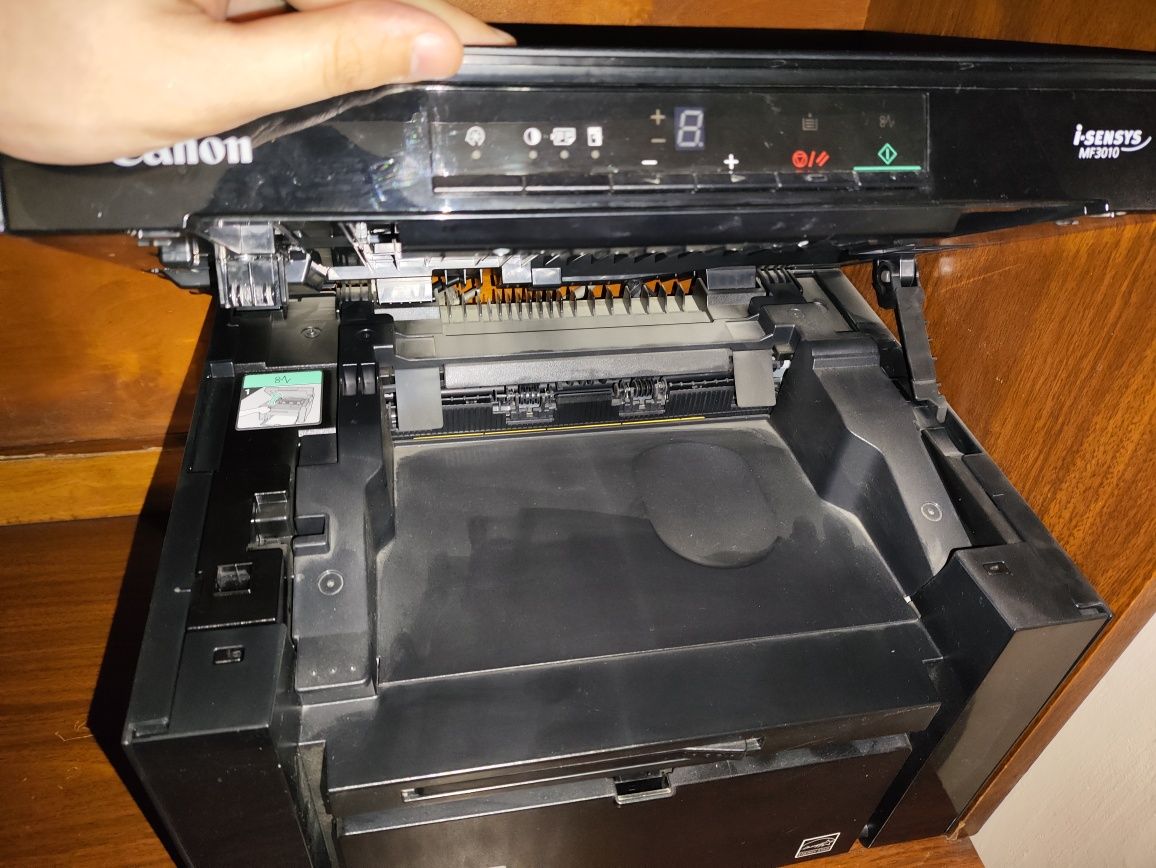 Принтер Canon MF 3010
