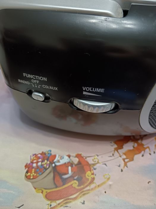 VÎND Radio casetofon portabil Trevi