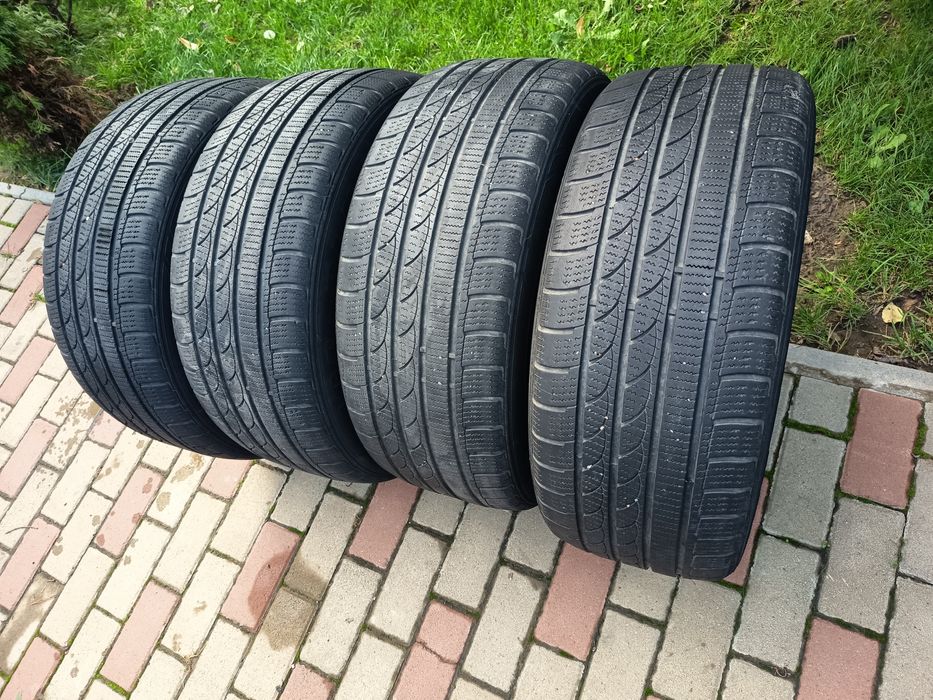 Anvelope de iarnă 235/50 R 18