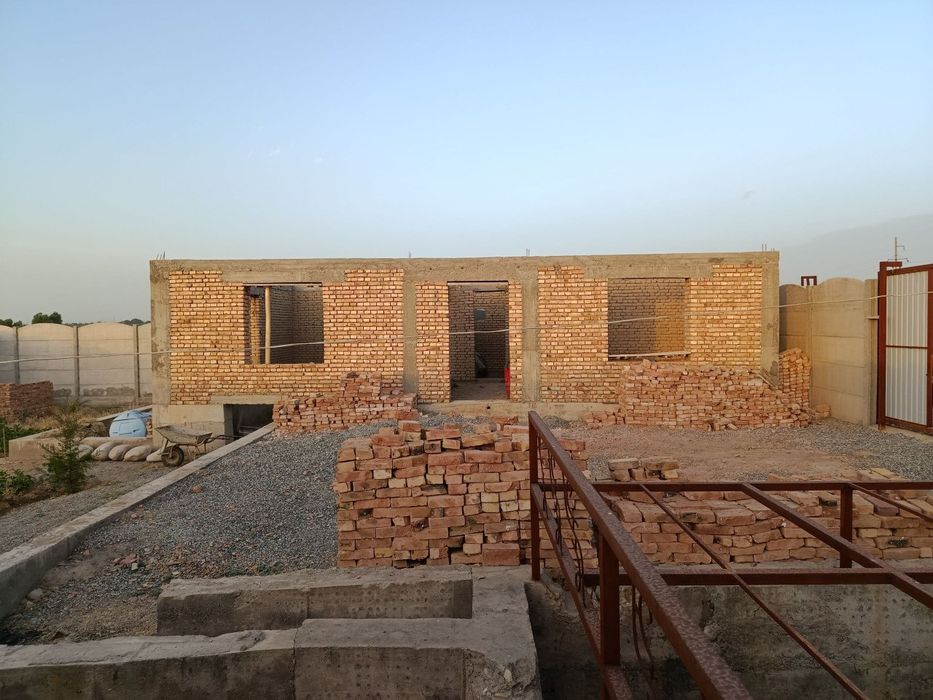 Тогалланмаган участка уй сотилади