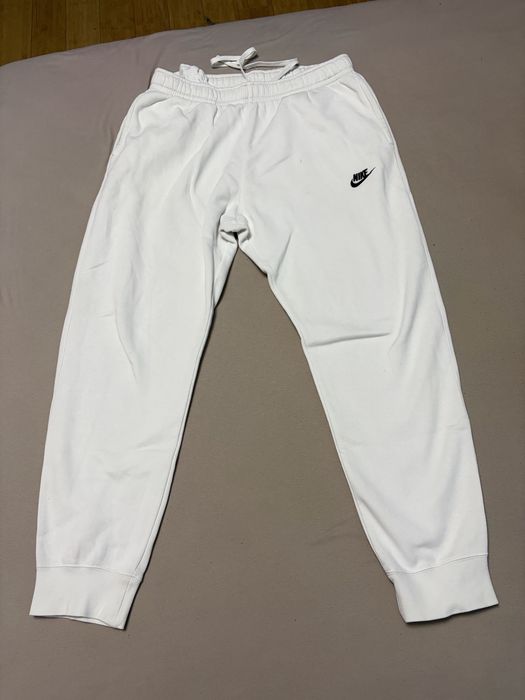 Pantaloni Nike albi
