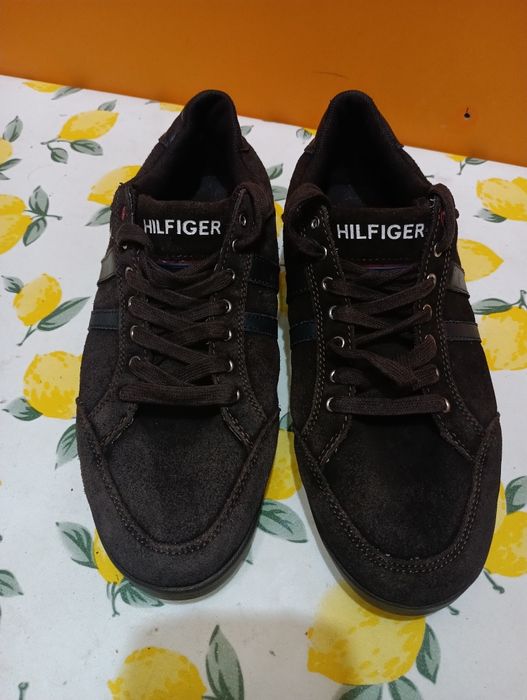 Tommy Hilfiger N 43 кожени - 32 лв