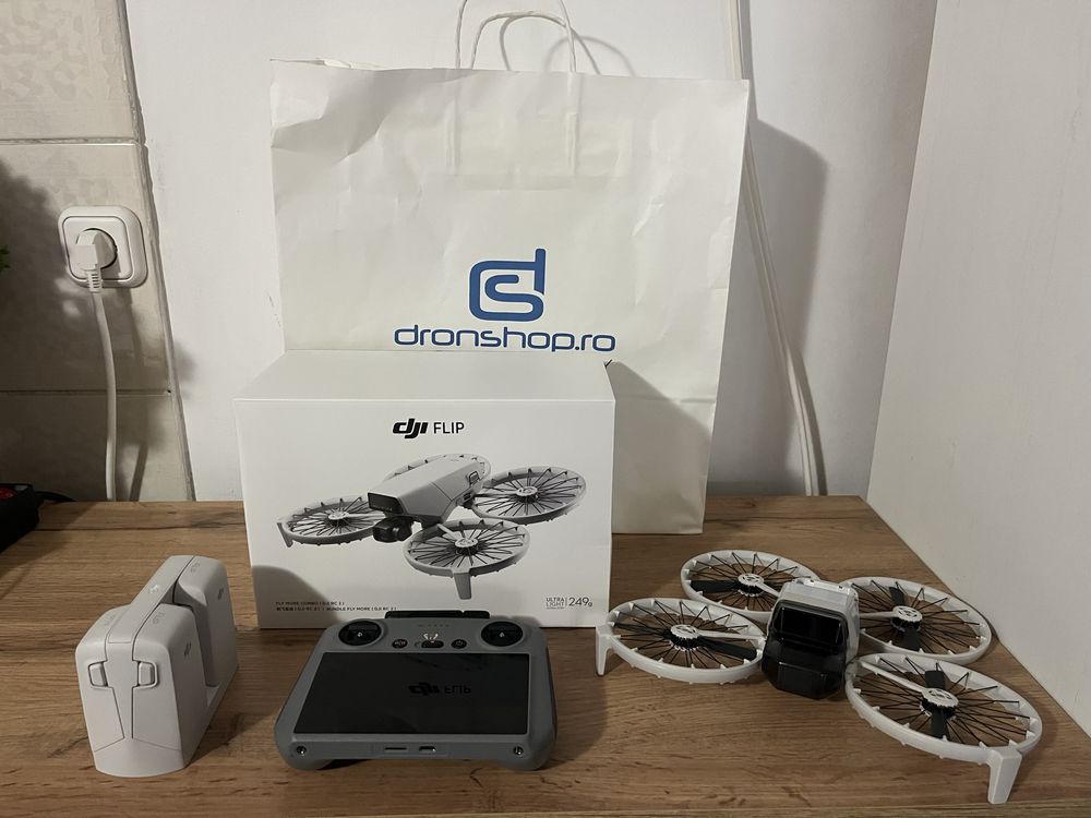 Dji Flip Fly More Combo + Accesorii & CareRefresh