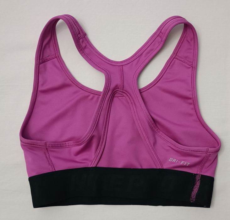 Nike PRO DRI-FIT Bra оригинално бюстие S Найк спорт фитнес тренировки