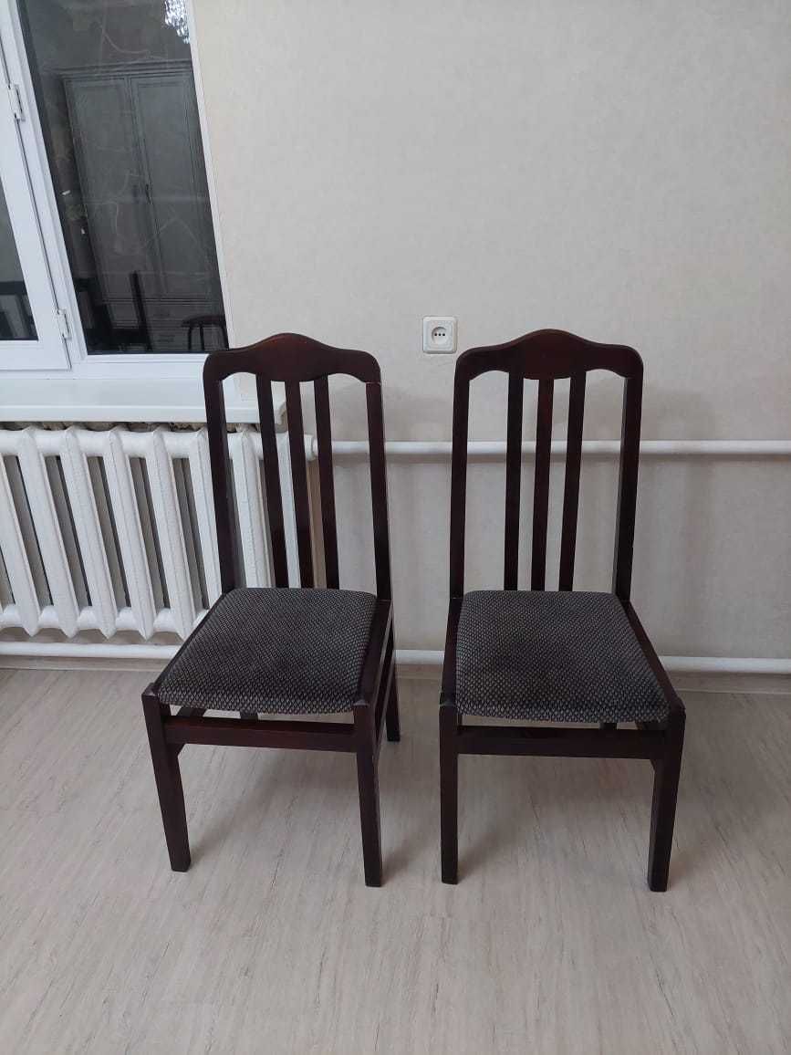 стулья в отличном состоянии