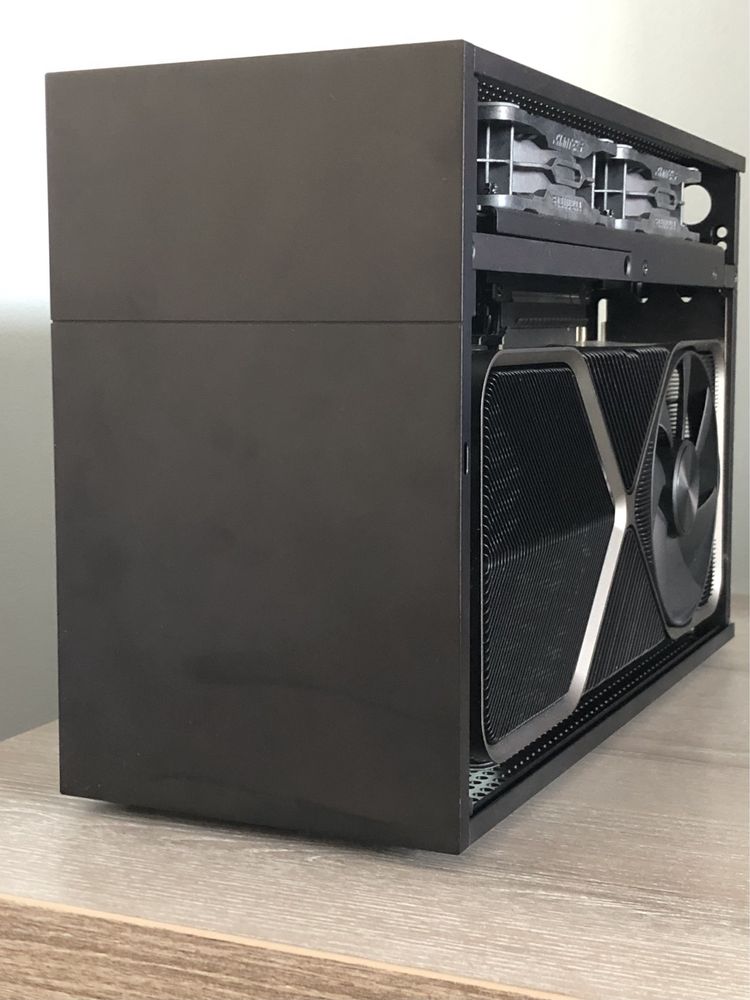 Компютърна кутия SFF ITX FormD T1