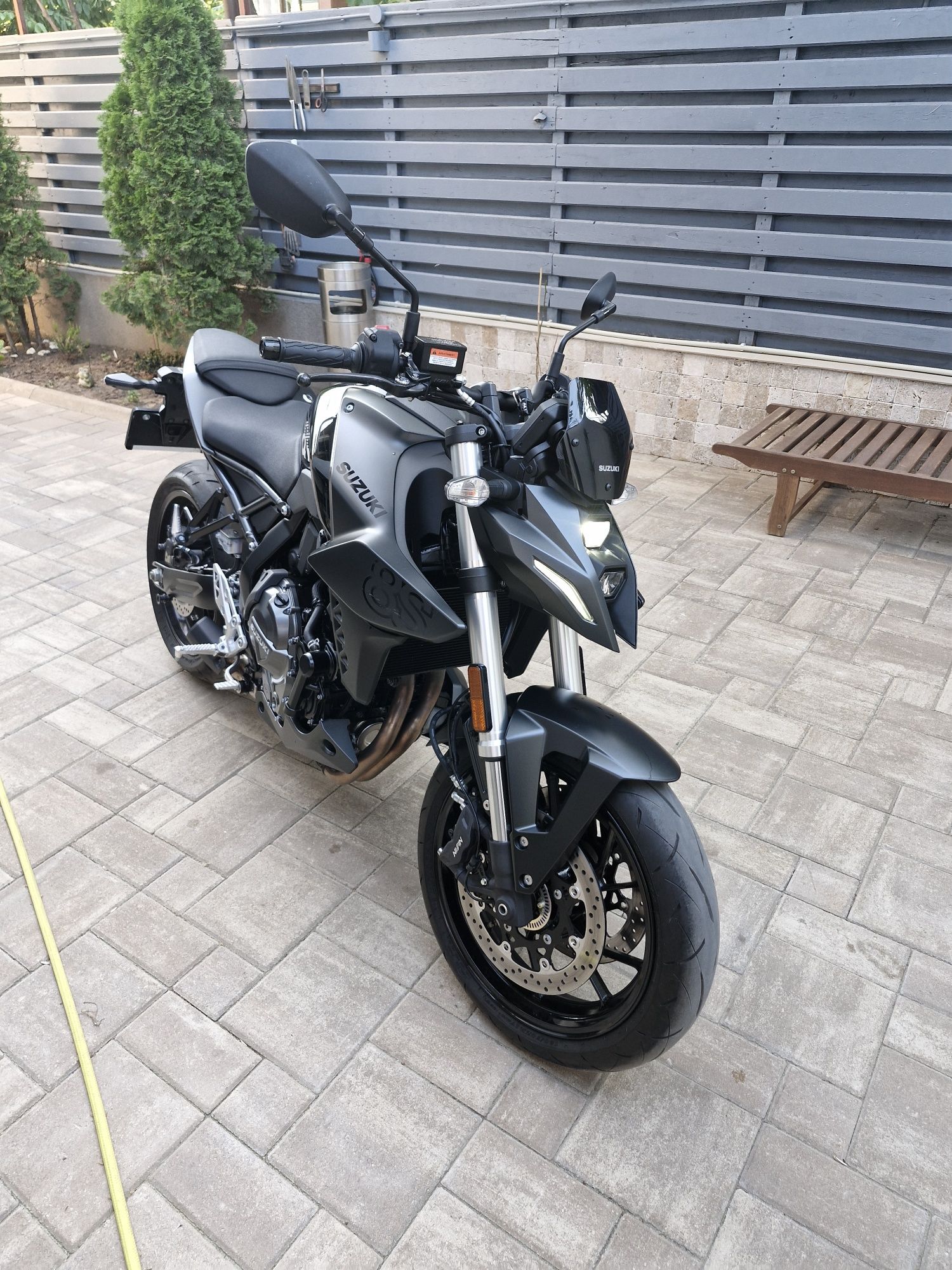 Suzuki GXS-8S 2023