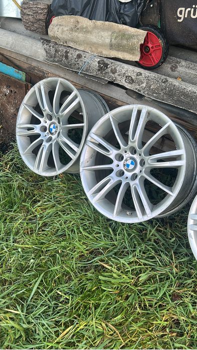 Vind jante bmw doua marimi