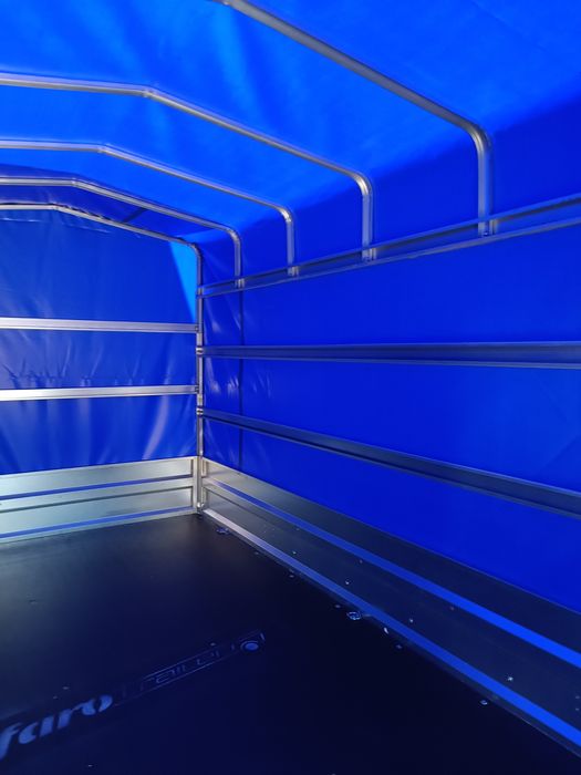 Полско ремарке Faro