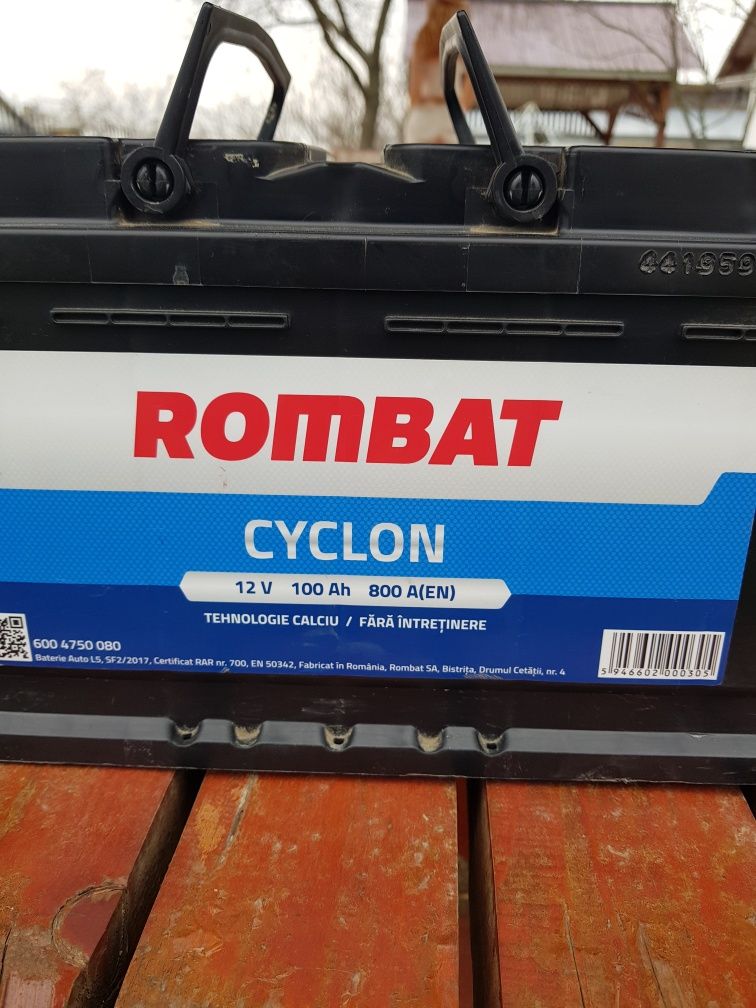 Baterie Ciclon de la Rombat   100 Ah...