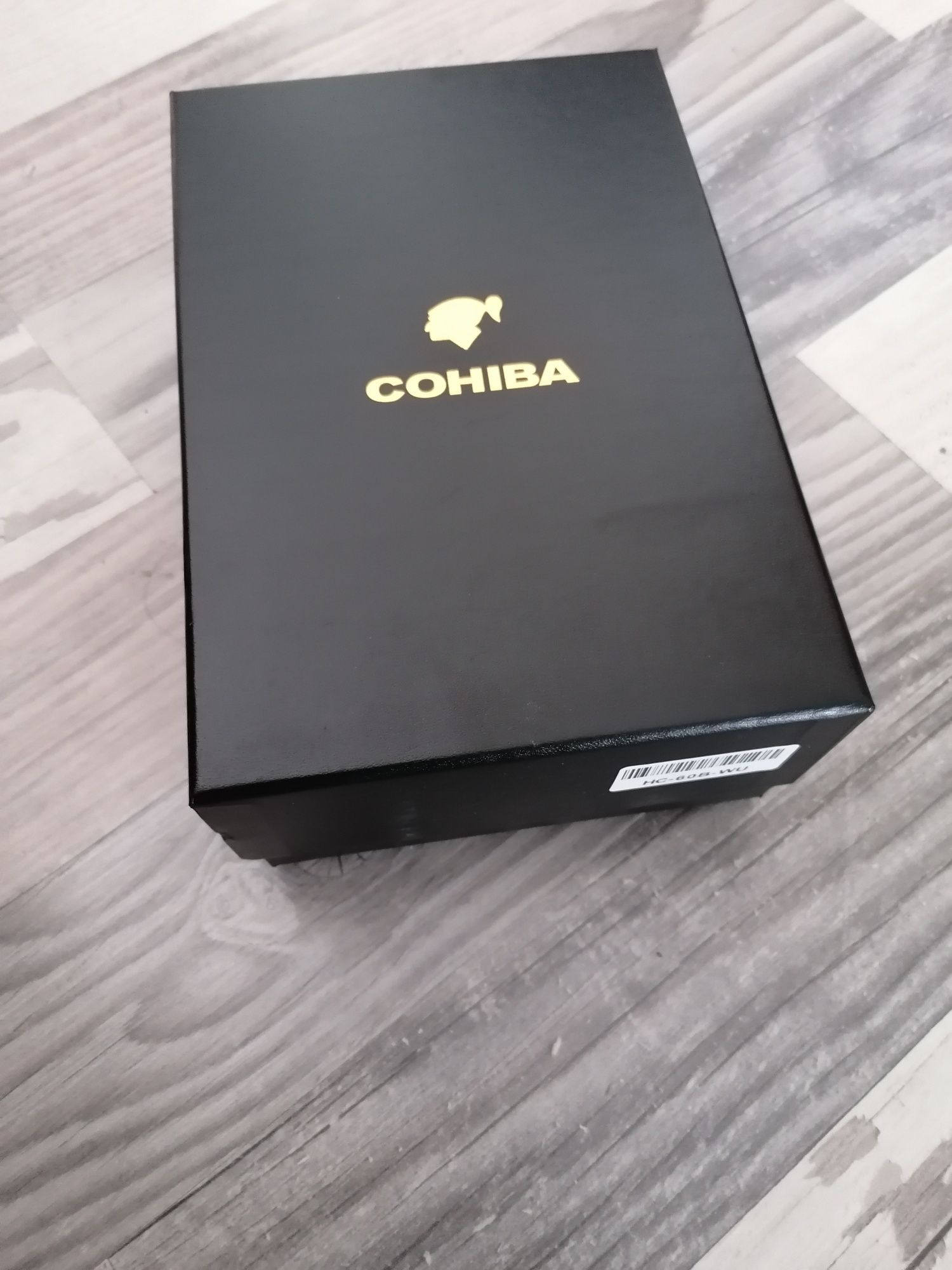 СТИЛЕН МЪЖКИ ПОДАРЪК!!! Травел хумидор Cohiba