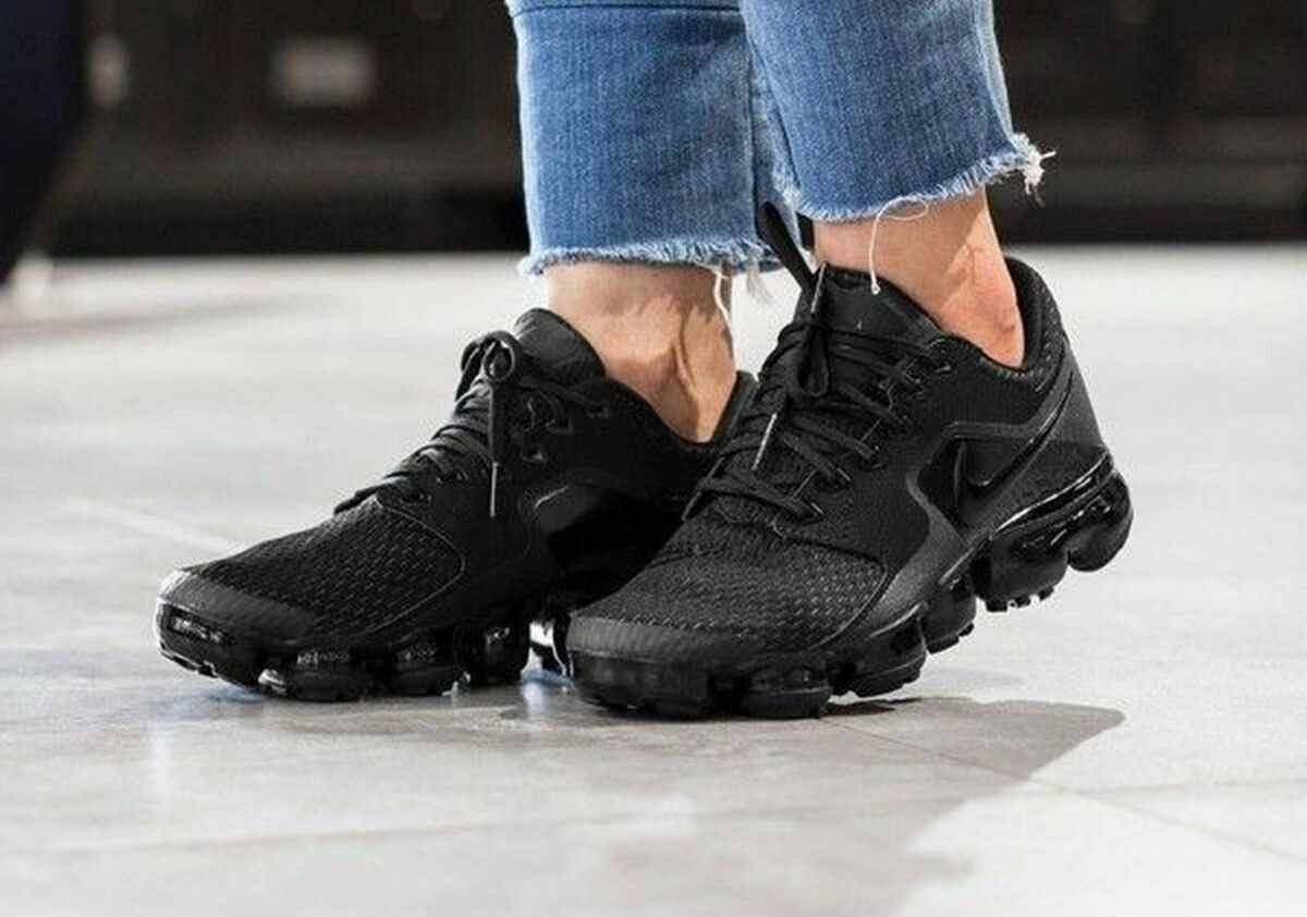 Nike Air Vapormax CS номер 40 код 1A