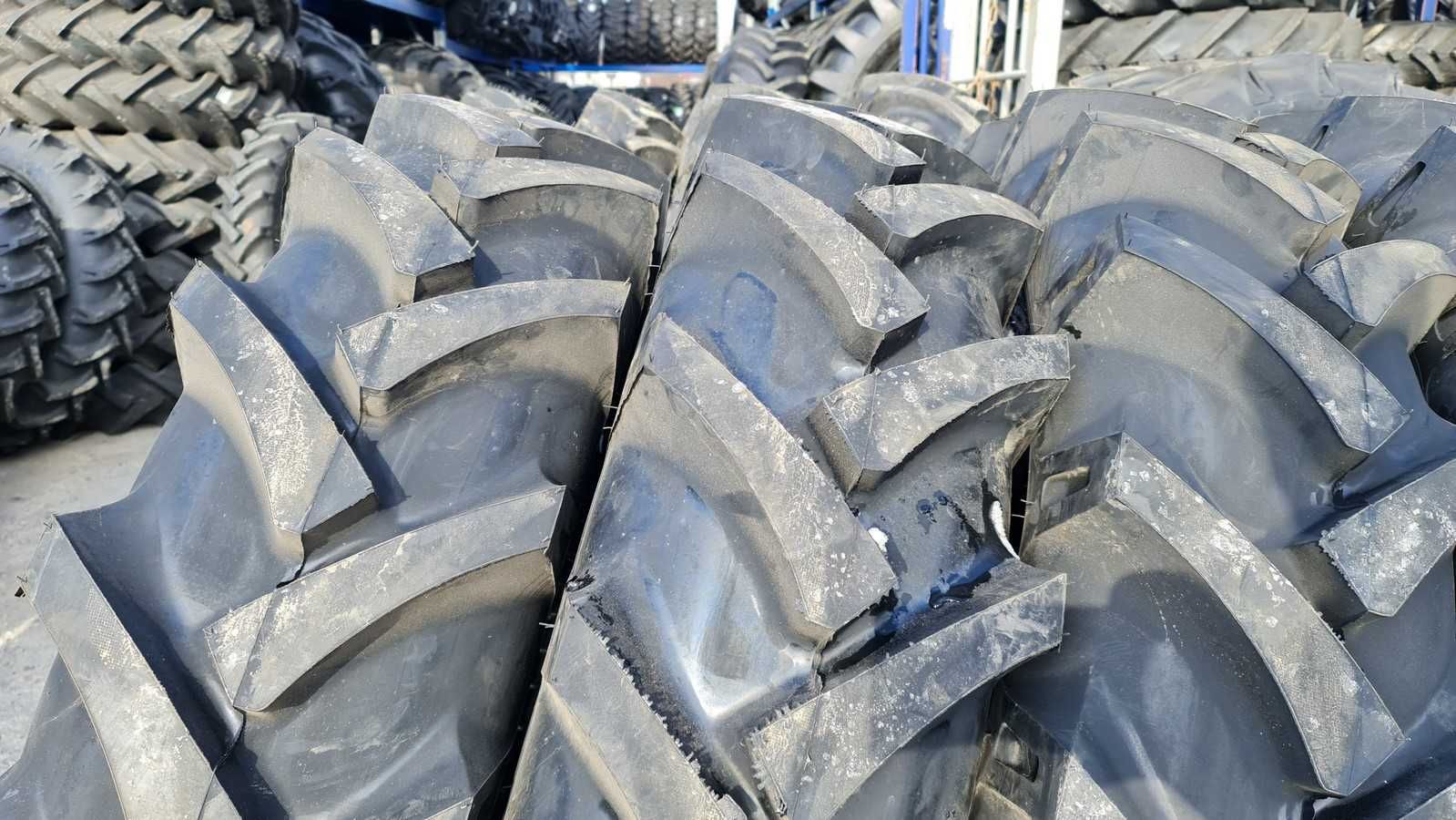 Cauciucuri FIAT 12.4-28 marca PETLAS 8PR anvelope tractor