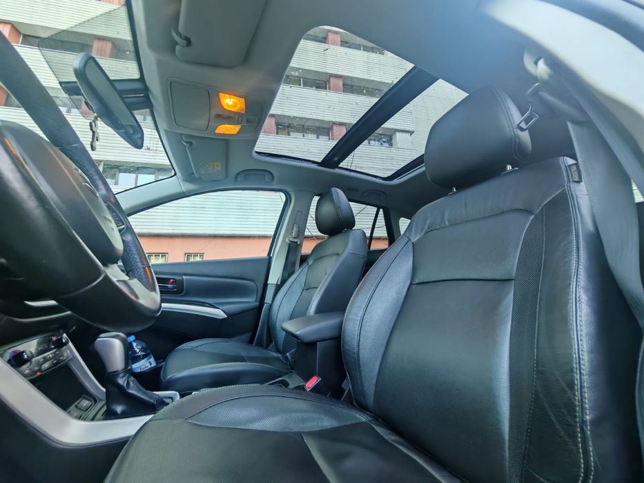 Suzuki s-cross 1.6b 4x4 automata piele xenon camera panorama