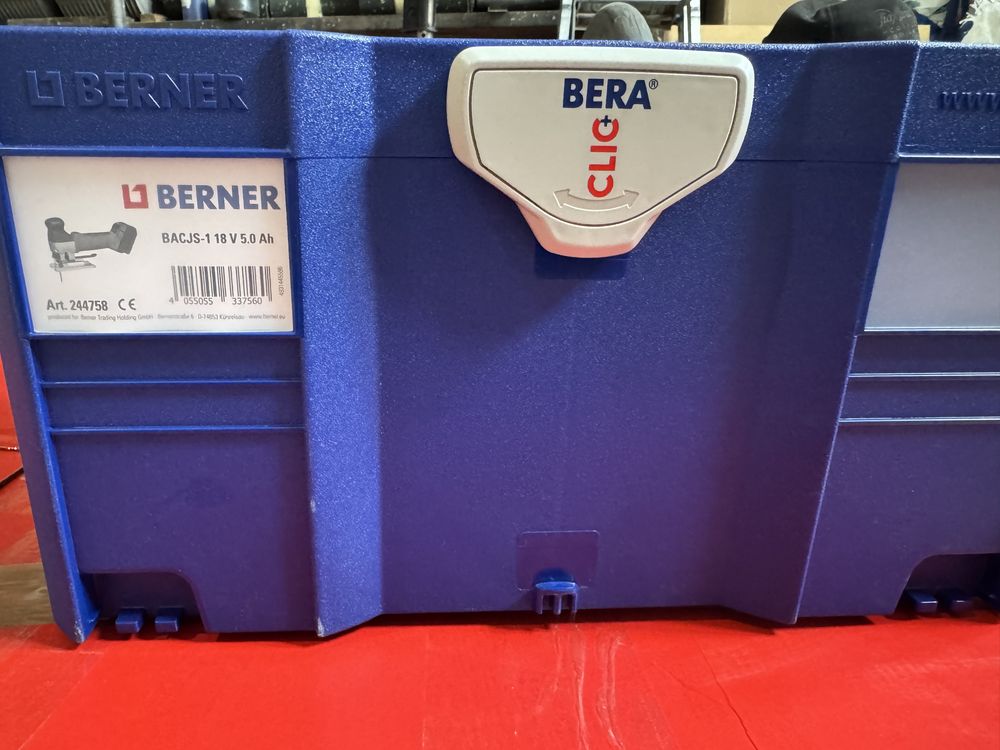 Fierăstrău/Pendular Berner Milwaukee cu acumulatori 18 V BACJS-1