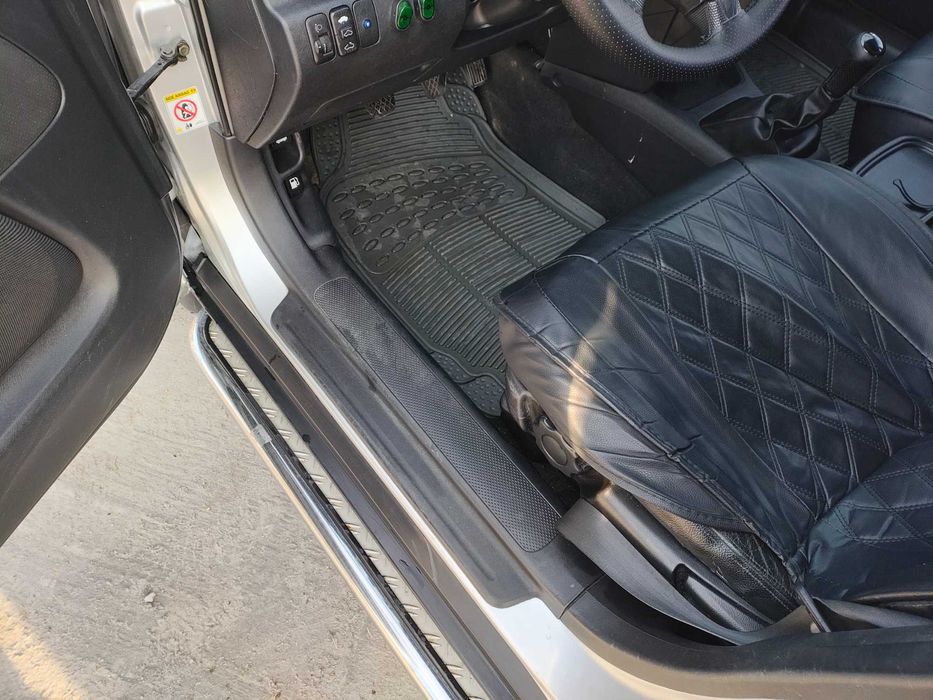 Proprietar Vand honda crv in perfecta stare de functionare.